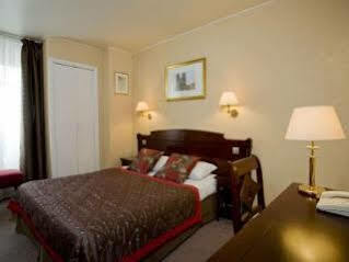 Eiffel Kennedy Parigi